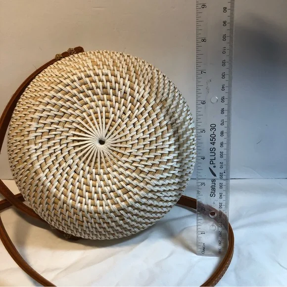 Round Rattan Bag White Handmade Crossbody Bag with Synthetic Leather Straps - Picture 8 of 10